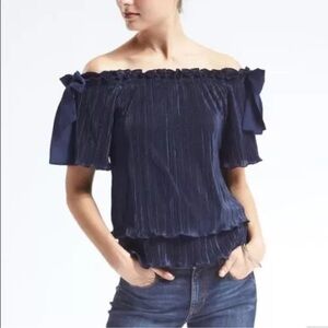 Banana Republic off the shoulder navy ribbon top shimmery (T2)